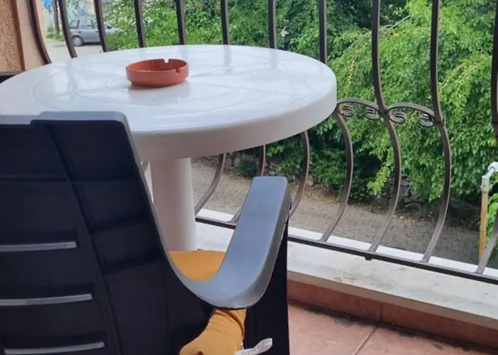 Simon\'S Apartment